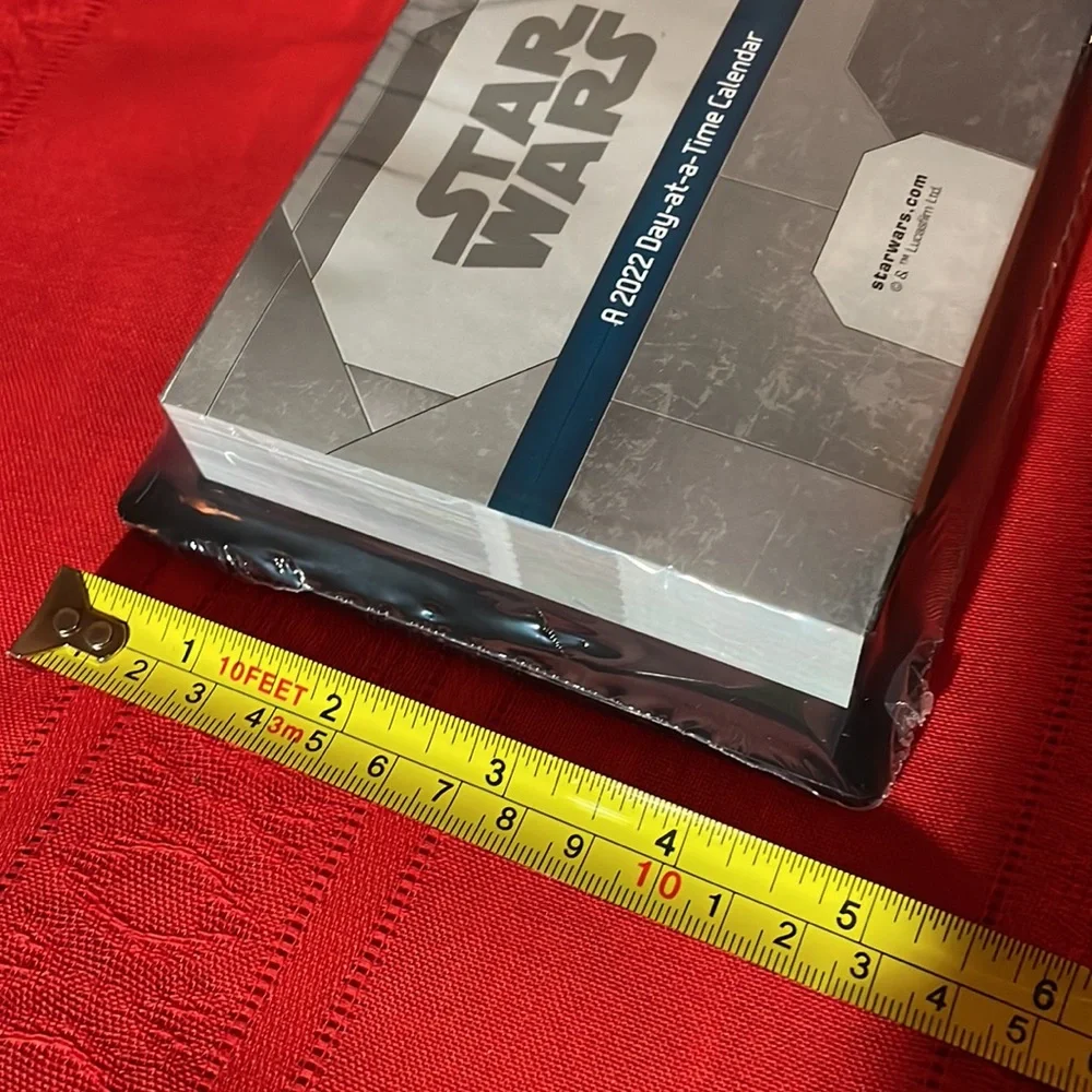 NWT 2022 Star Wars calendar - still 6 months left (Mlb)